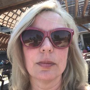 Meet your Posher, Lynn